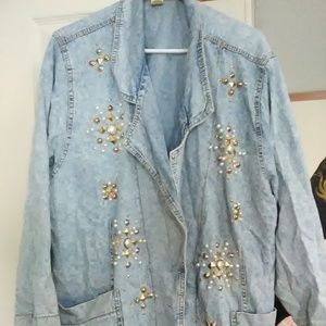 Embroidery jean jacket